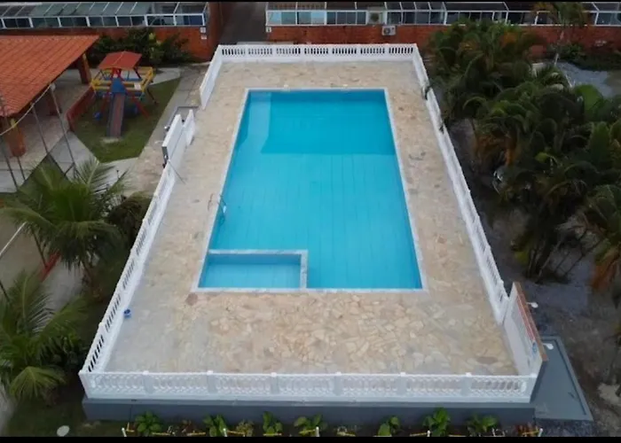 Com Piscina Vile Ll Maranduba
